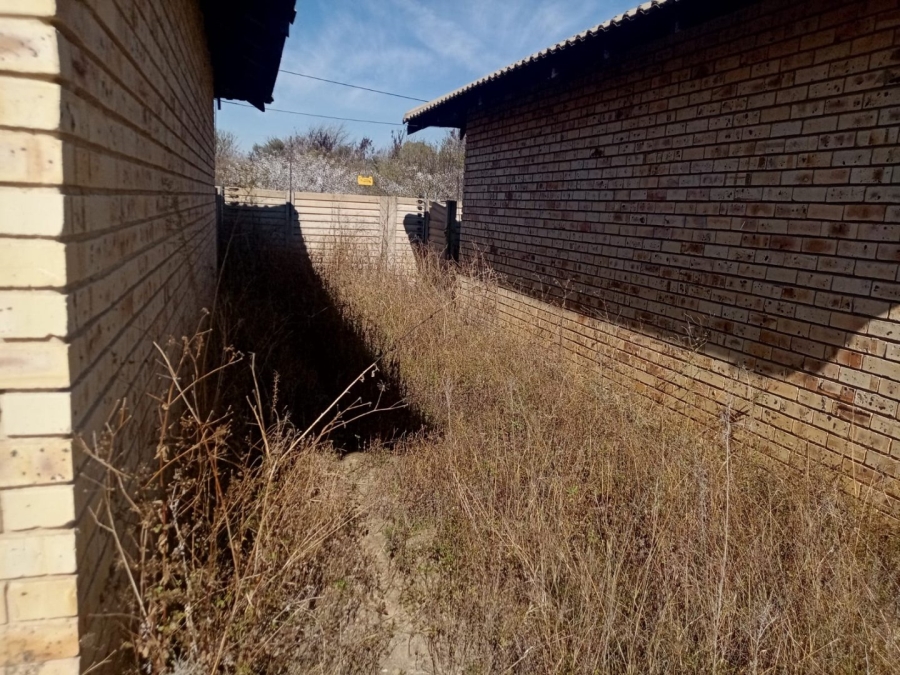 8 Bedroom Property for Sale in Brandfort Free State